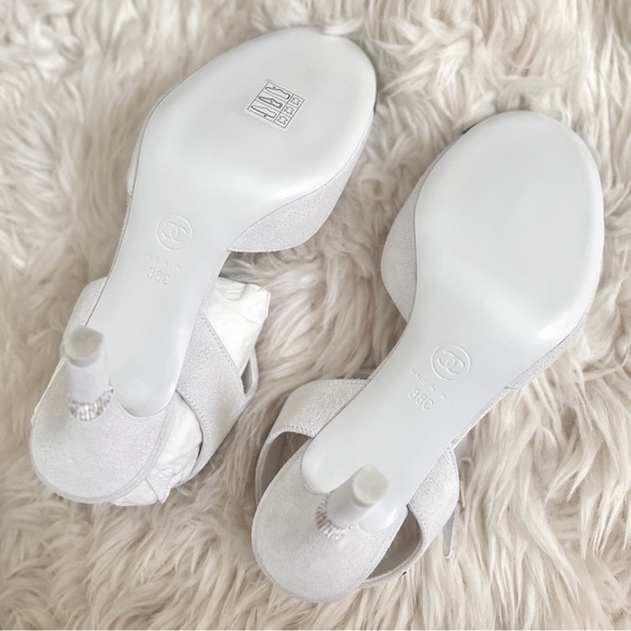 NIB CHANEL 22B Mary Jane Heels 38C - Picture 7 of 9